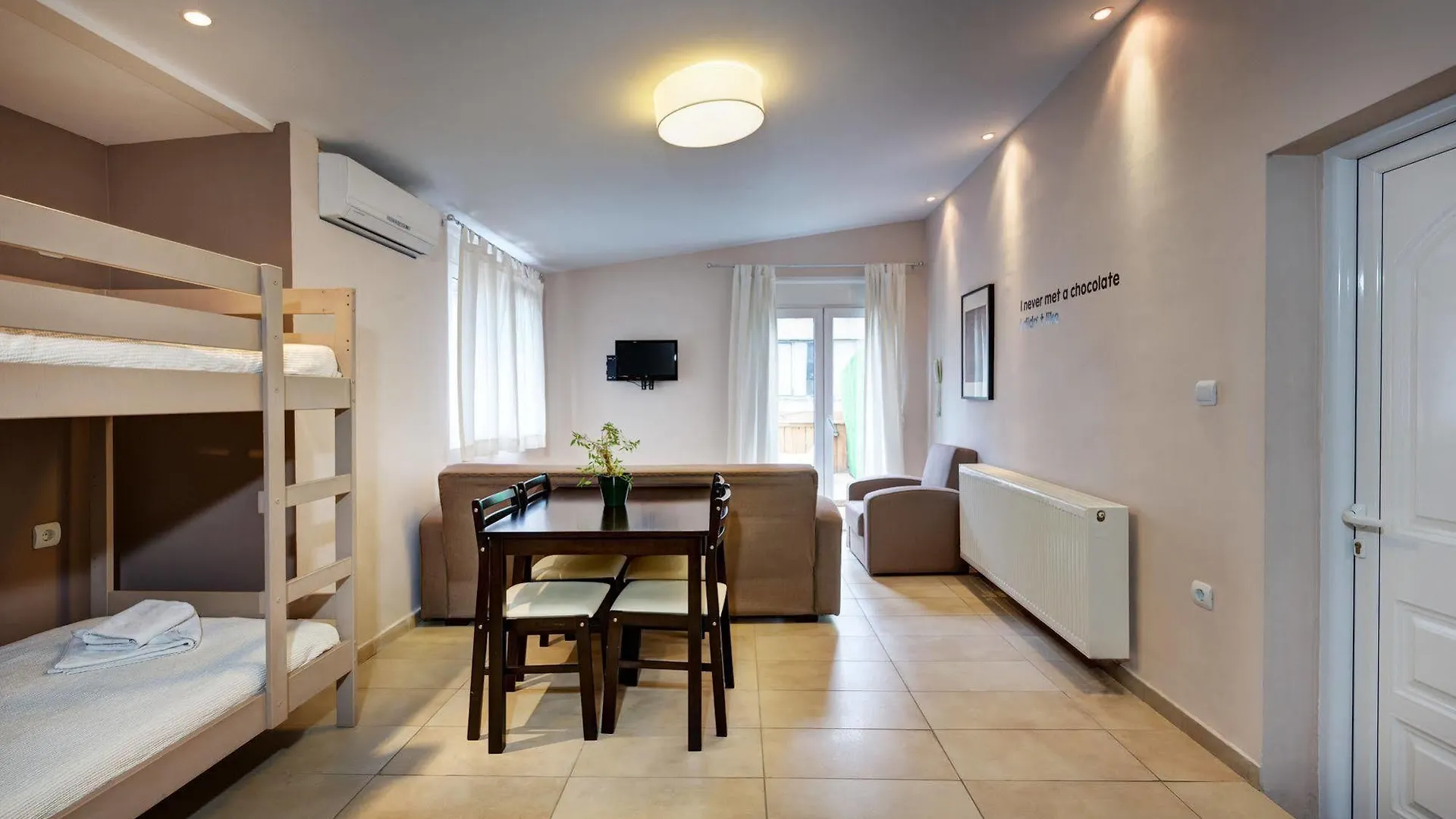 Colors Thessaloniki Living Apartment Greece